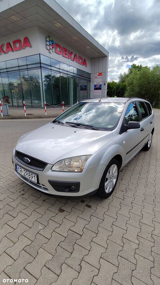 Ford Focus 1.6 16V Trend - 5