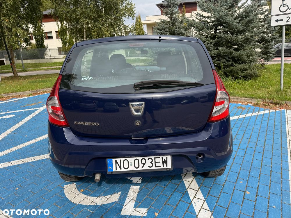 Dacia Sandero 1.2 16V Laureate II - 6