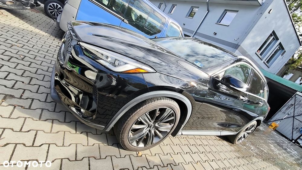 Infiniti QX50 - 1