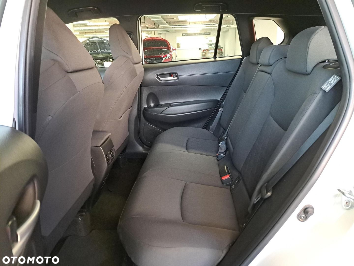 Toyota Corolla Cross - 12