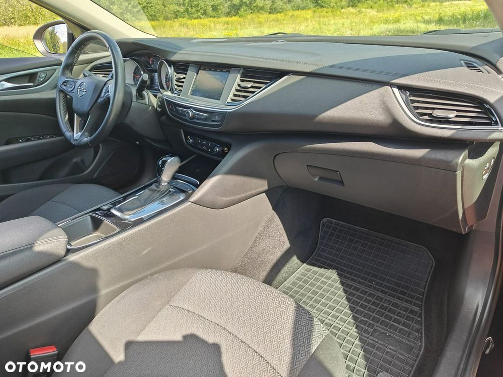 Opel Insignia - 16