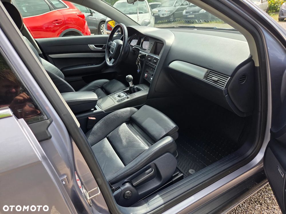 Audi A6 Limousine 2.4 - 17