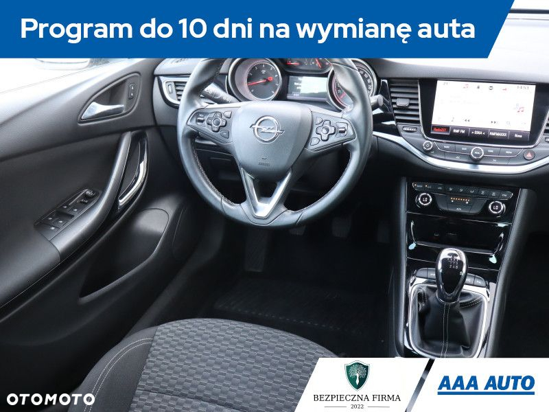 Opel Astra - 8