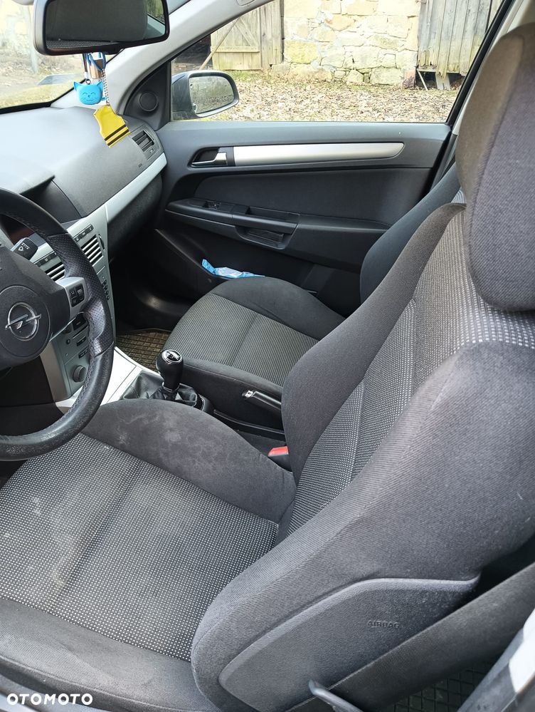 Opel Astra 1.7 CDTI DPF Sport - 16