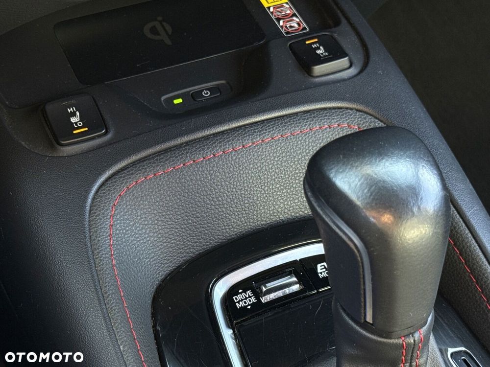 Toyota Corolla 2.0 Hybrid GR Sport Dynamic - 17