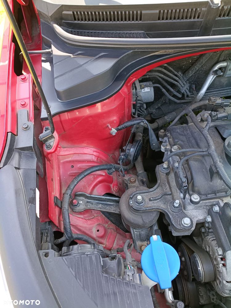 Kia Stonic 1.4 L - 15