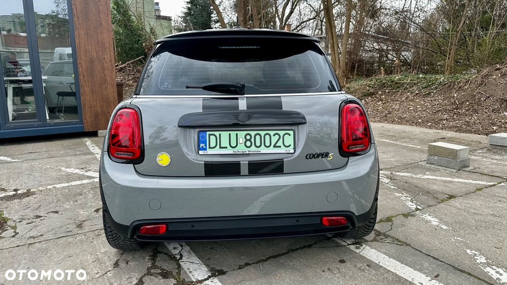 MINI Cooper SE Resolute Edition - 6