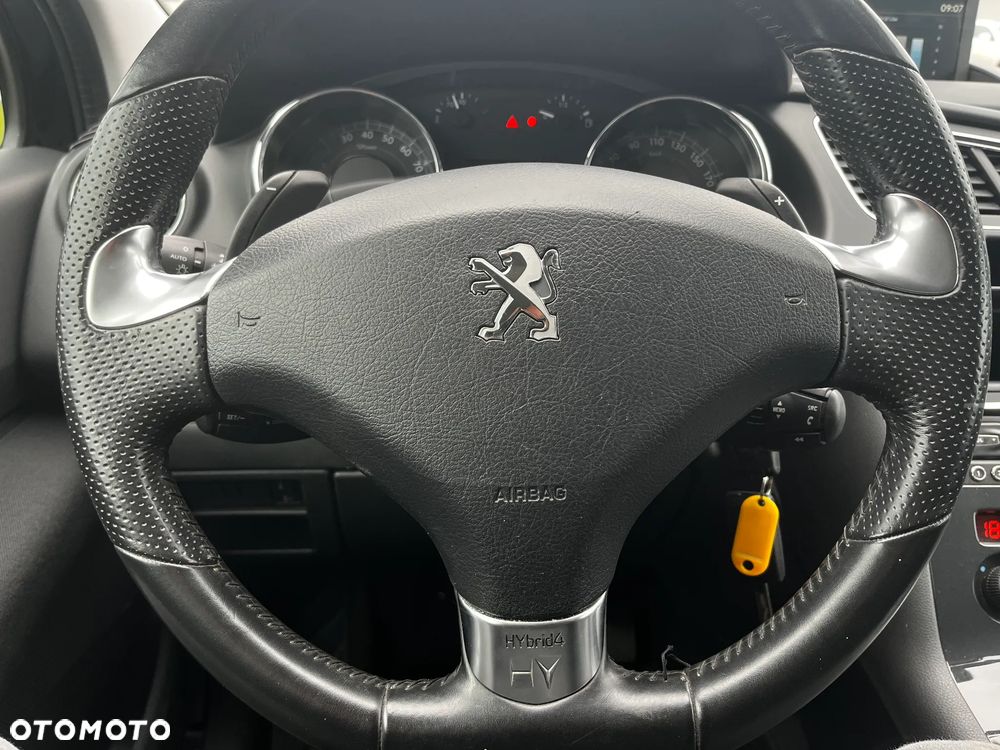 Peugeot 3008 2.0 HDi HYbrid4 - 34