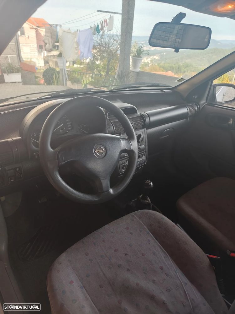 Opel Corsa - 9