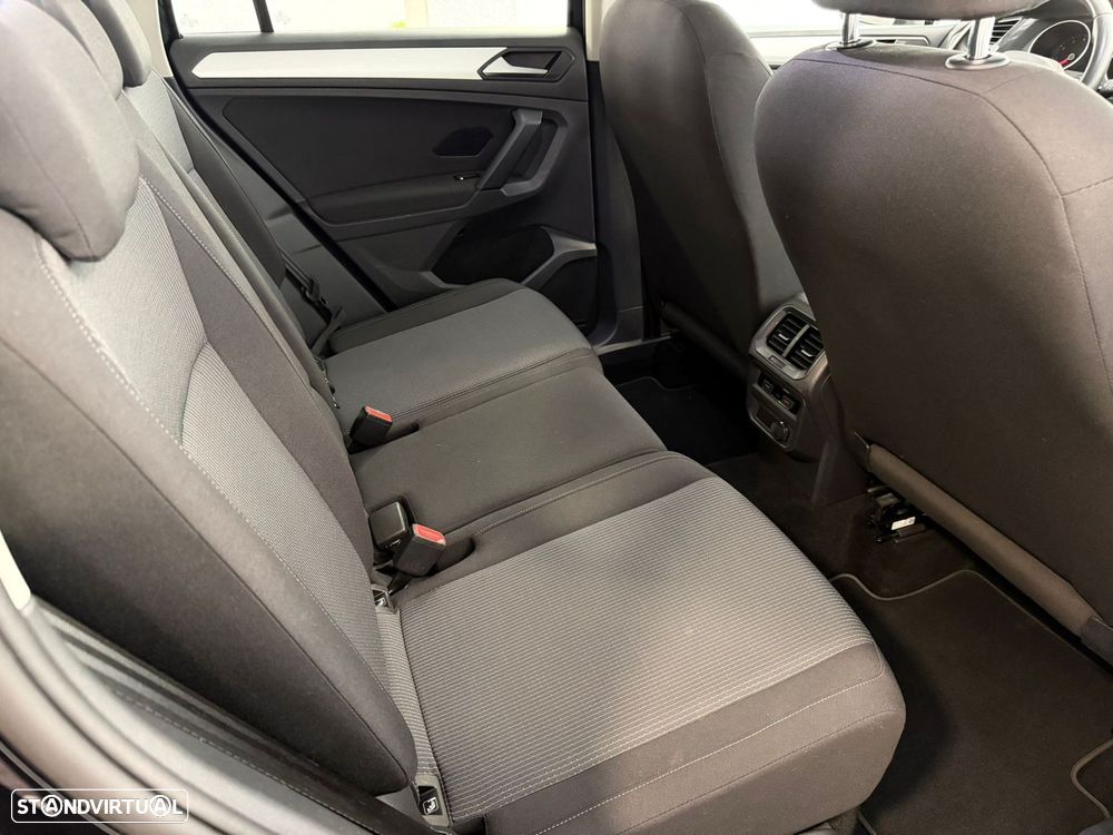 VW Tiguan 1.5 TSI Confortline - 22