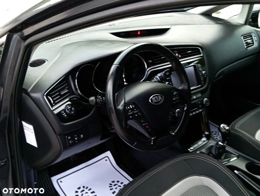 Kia Ceed 1.6 GDI Edition 7 - 14