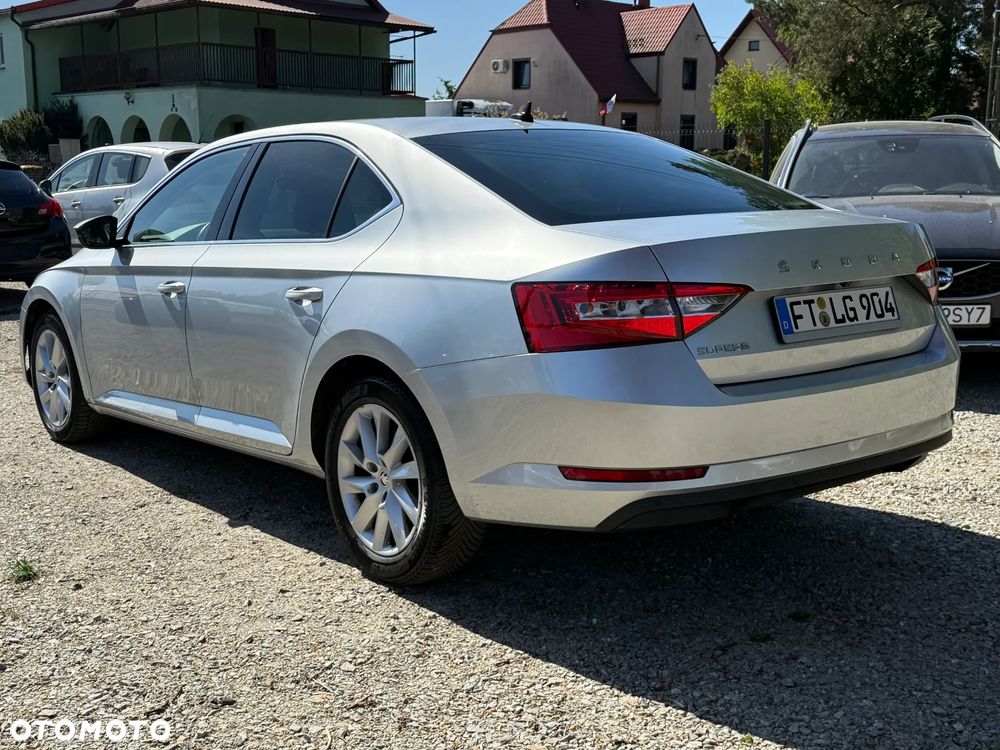 Skoda Superb - 4