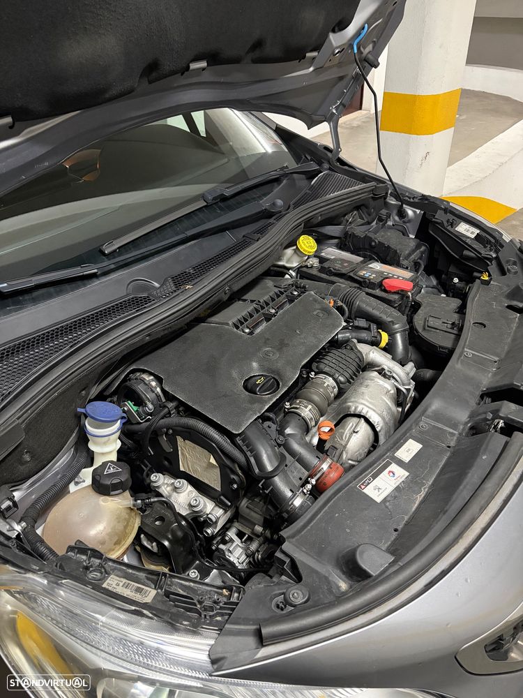 Peugeot 2008 1.6 BlueHDi Active - 20