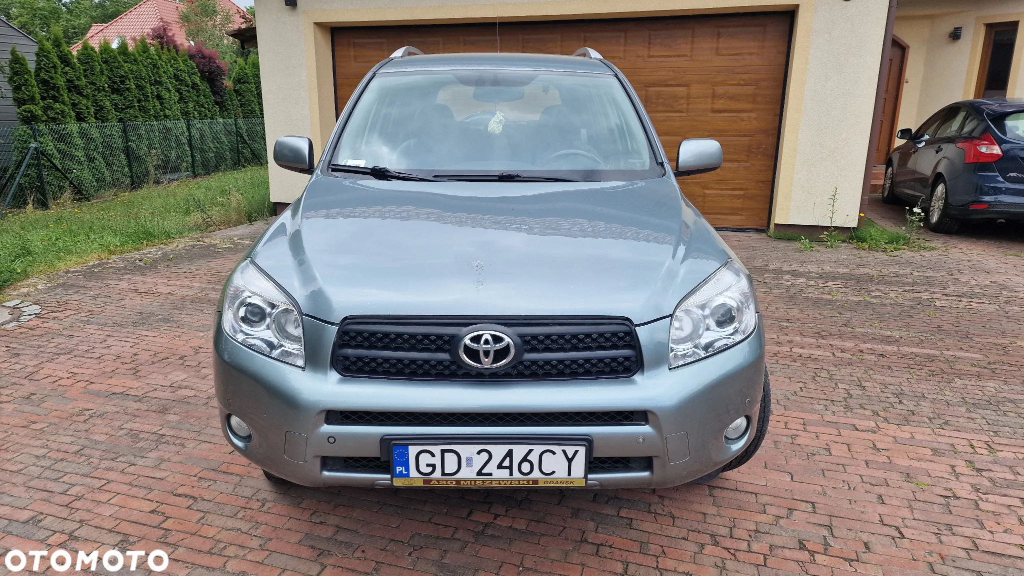 Toyota RAV4 2.0 VVT-i Premium - 2