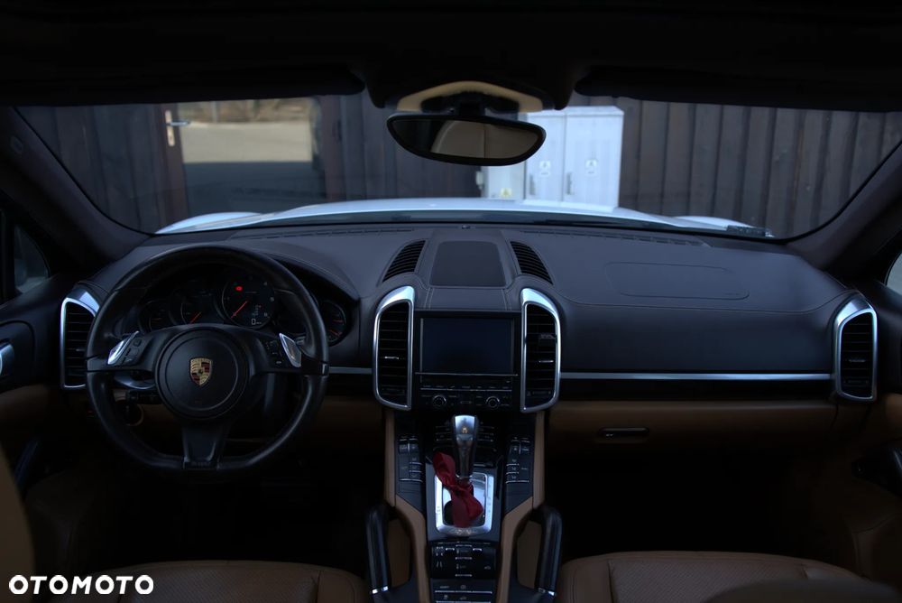 Porsche Cayenne - 3