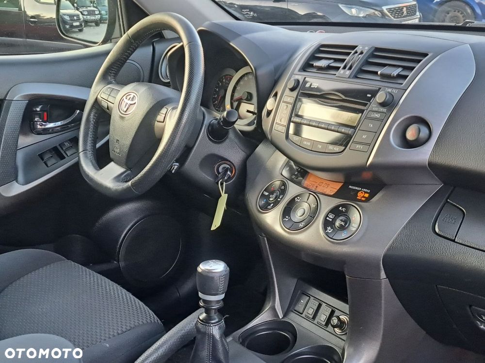 Toyota RAV4 2.0 4x4 Life - 24