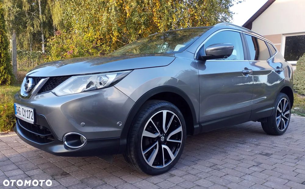 Nissan Qashqai 1.6 DIG-T Tekna - 1