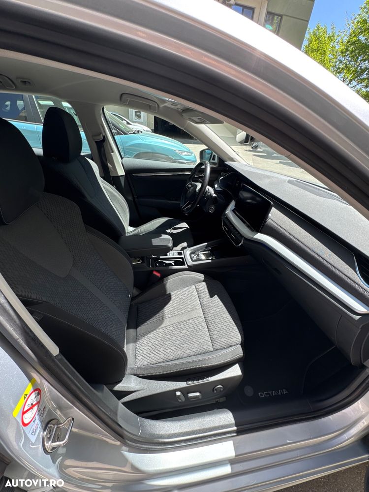 Skoda Octavia 2.0 TDI 4X4 DSG Ambition - 10