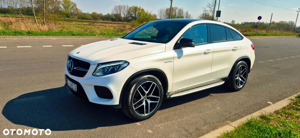 Mercedes-Benz GLE - 1