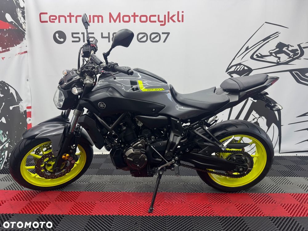Yamaha MT - 5