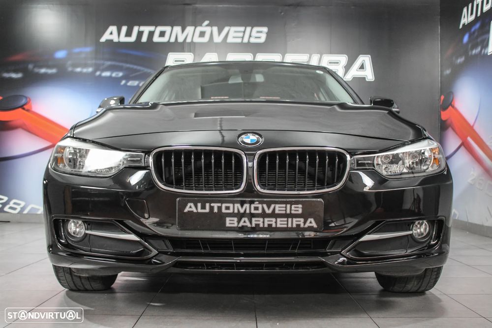 BMW 318 d Auto Line Sport - 14