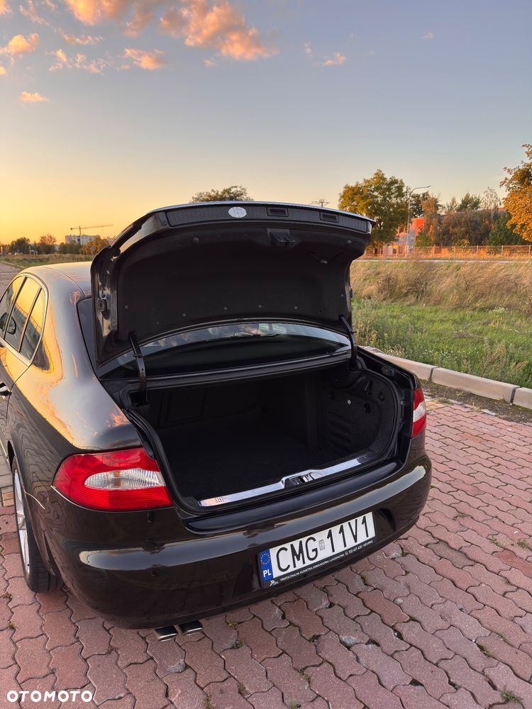 Skoda Superb 2.0 TDI DSG Elegance - 10