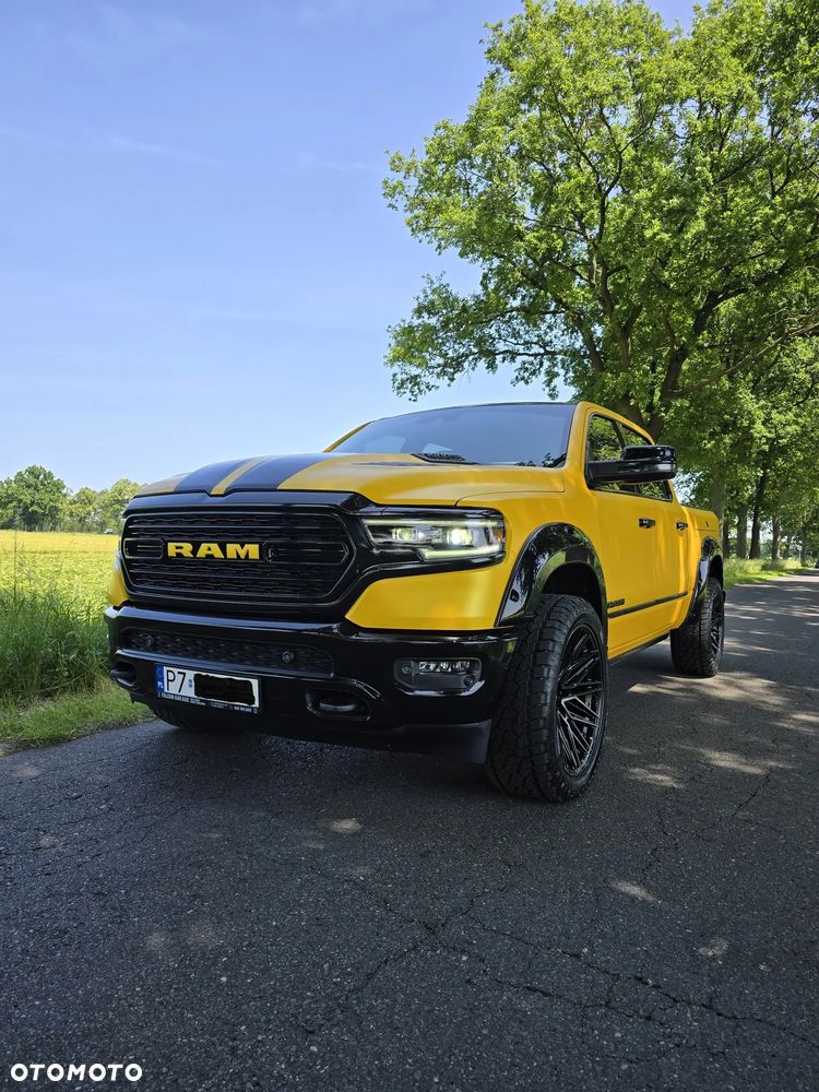 RAM 1500 Crew Cab Shortbed Limited - 3