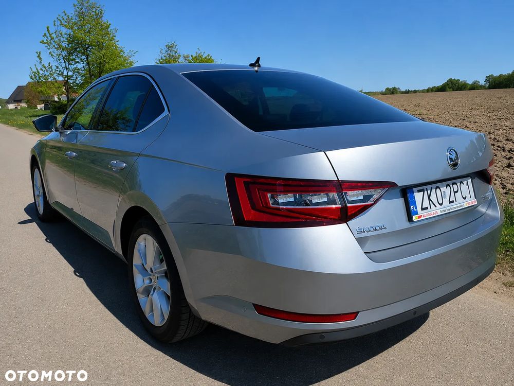 Skoda Superb 1.6 TDI Active Greenline - 3
