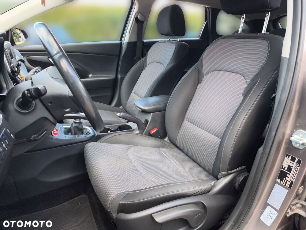 Hyundai i30 1.0 T-GDI Classic + - 17