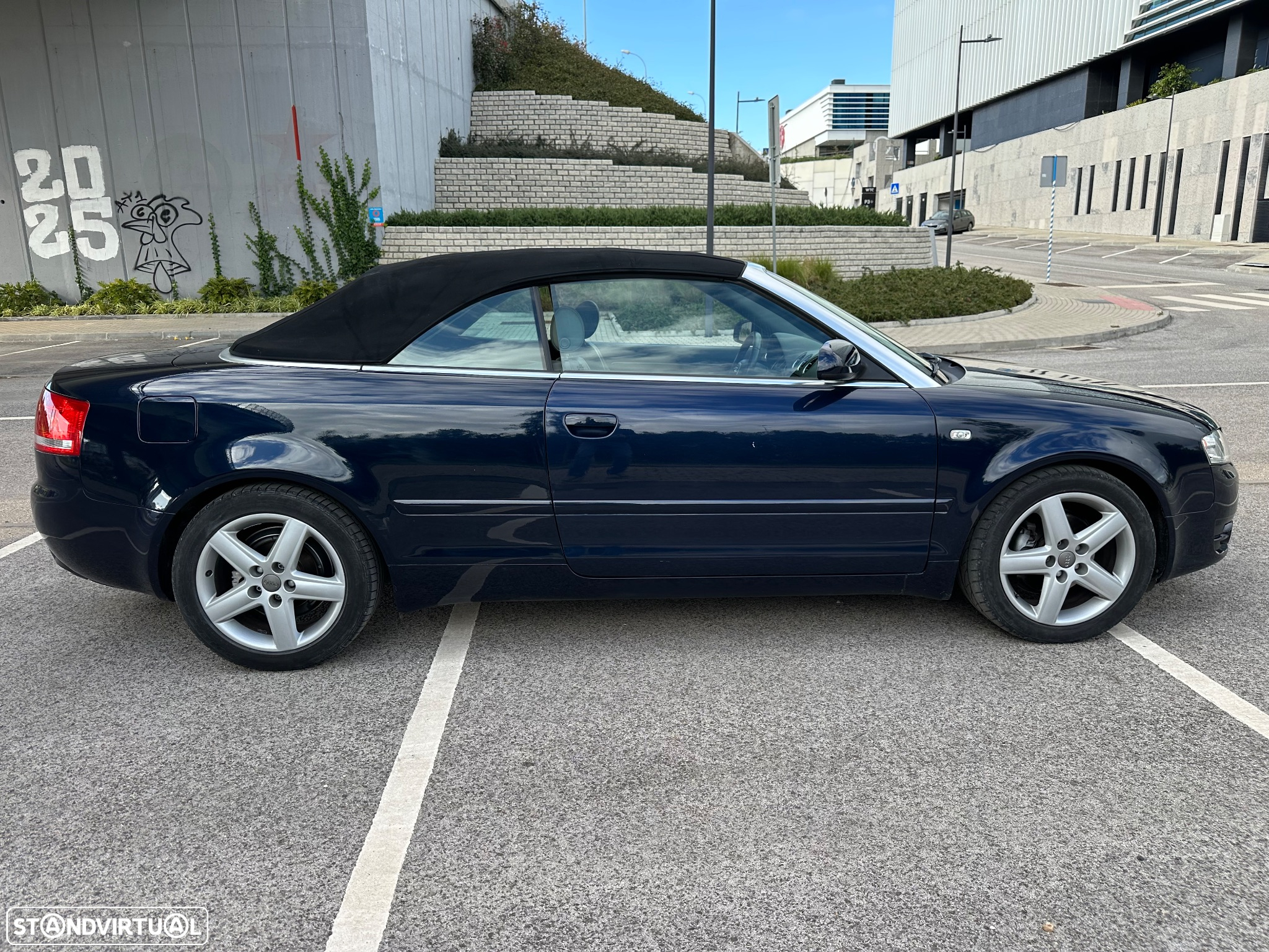 Audi A4 Cabrio 2.0 TDi Exclusive - 18