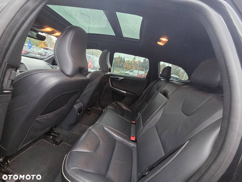 Volvo XC 60 D4 Drive-E Momentum - 13