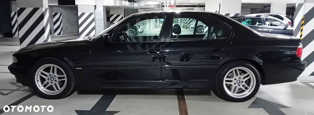 BMW Seria 7 735i L - 5