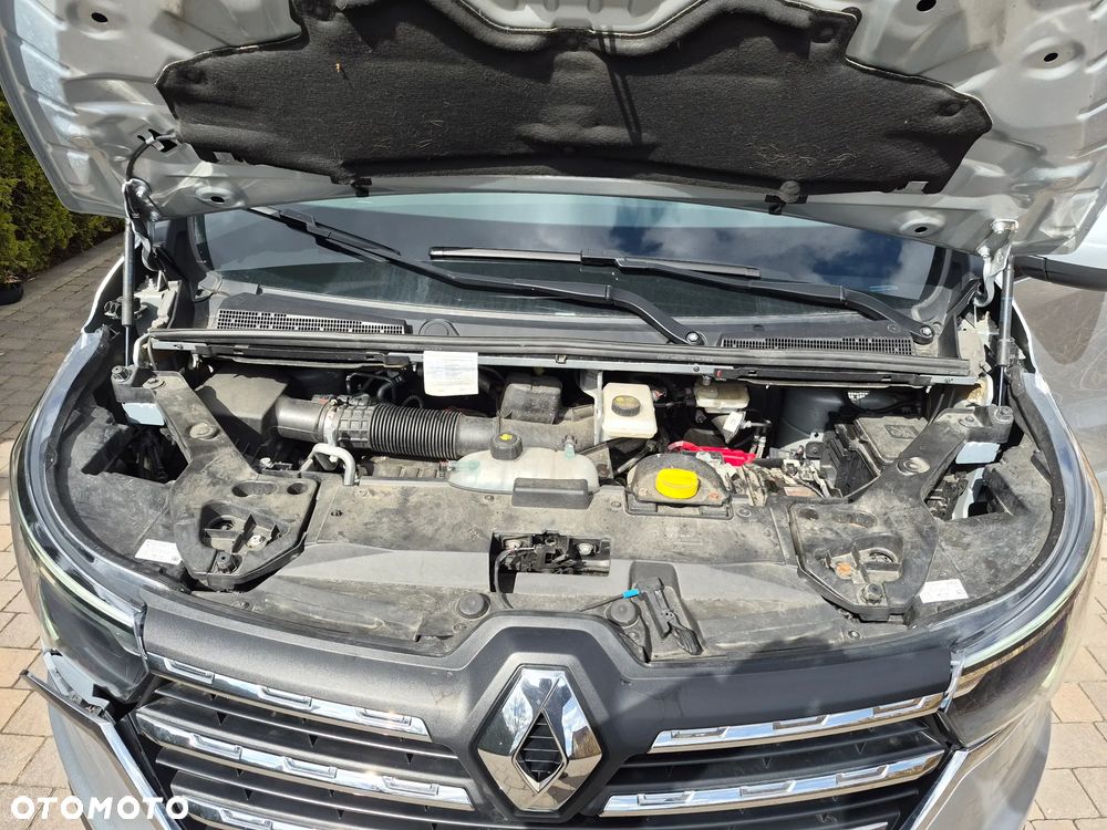 Renault Trafic - 16