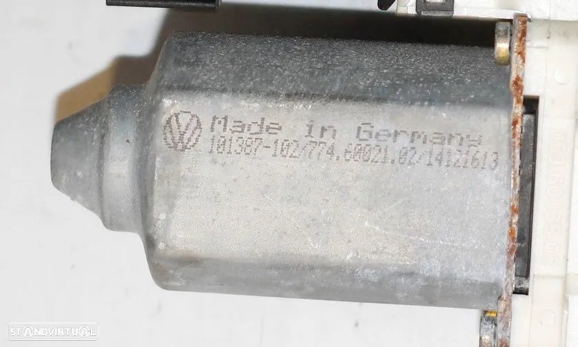 MOTOR ELEVATÓRIO DO VIDRO DIANTEIRO DIREITO VW GOLF IV - 4