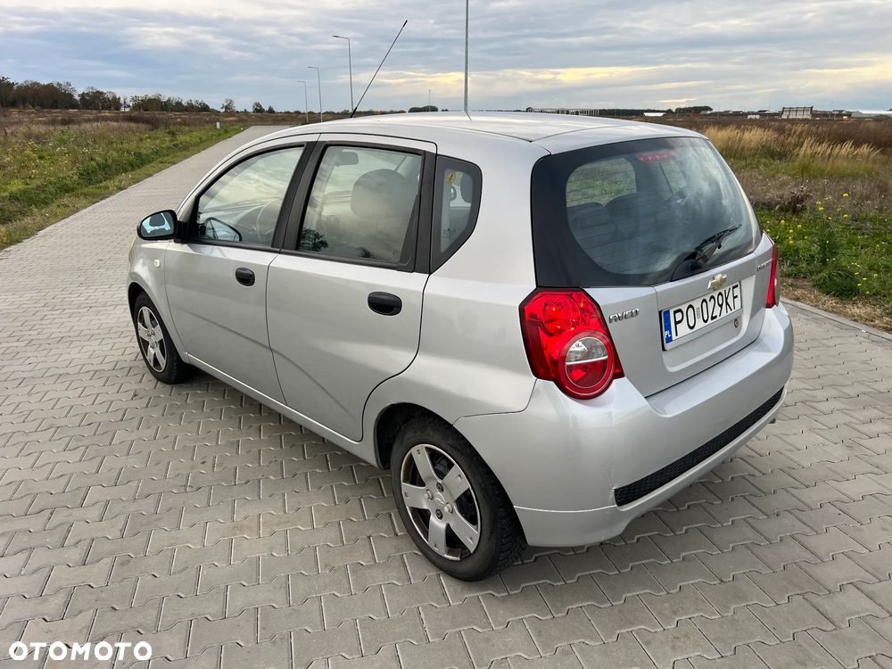 Chevrolet Aveo 2008 photo 3