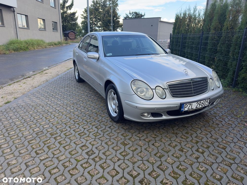 Mercedes-Benz Klasa E 200 CDI Classic - 2
