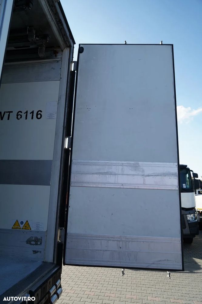 Schmitz Cargobull / REFRIGERAT / THERMO KING SLX 300 / CU CÂRLIG / AXĂ DE RIDICARE / COȘ PENTRU PALEȚI - 14