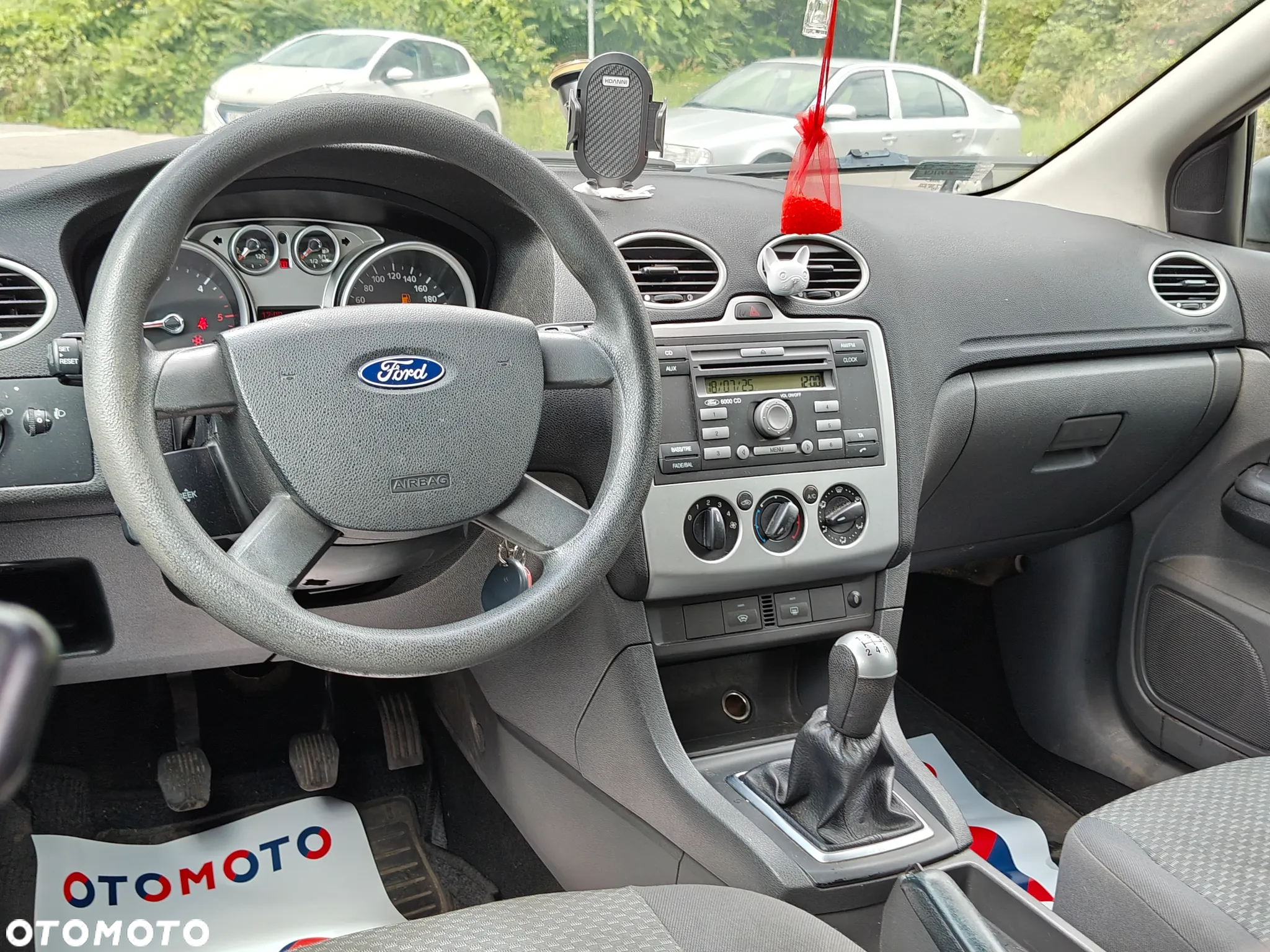 Ford Focus 1.8 TDCi Ambiente - 6