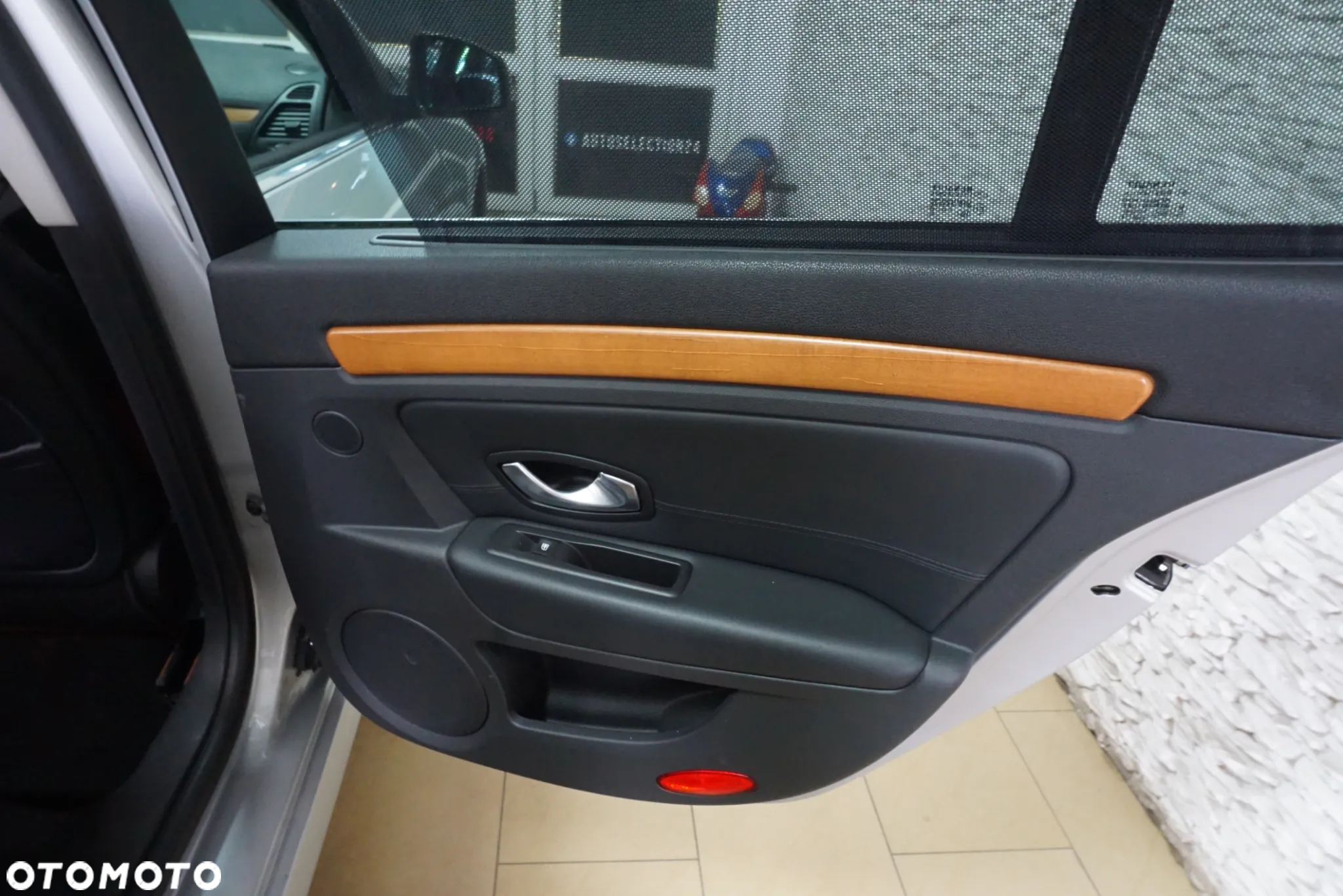 Renault Laguna 2.0 16V Turbo Initiale - 18