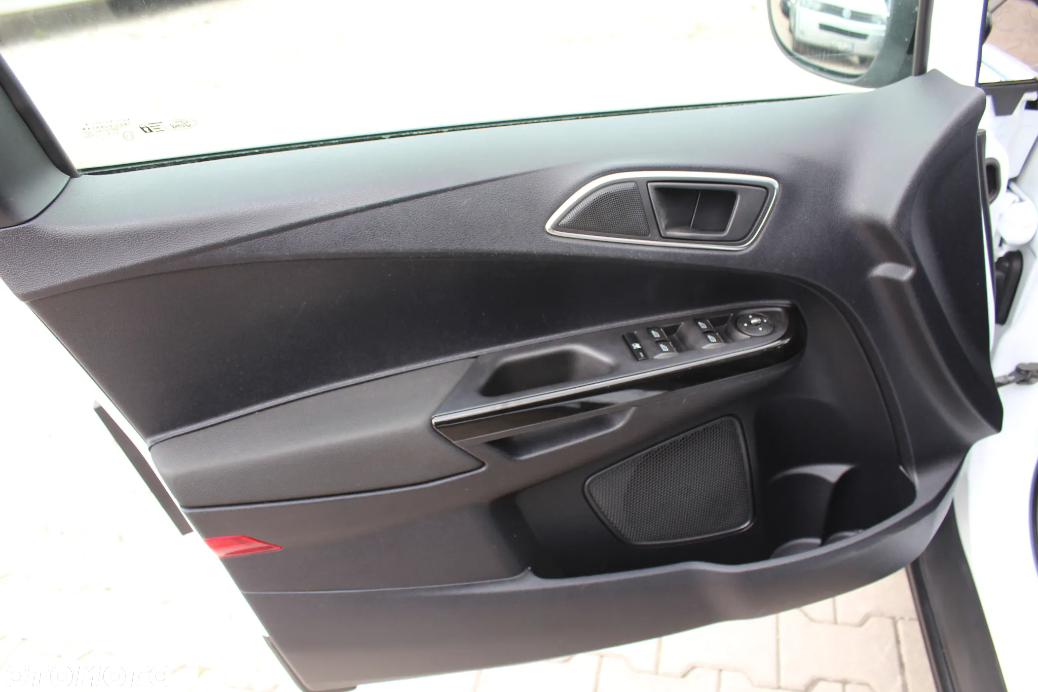 Ford B-MAX 1.0 EcoBoost Titanium - 14