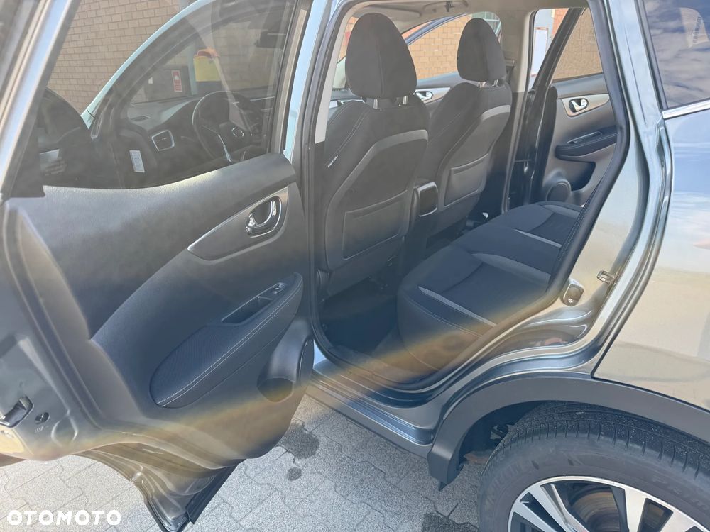 Nissan Qashqai 1.6 DIG-T N-Connecta - 13