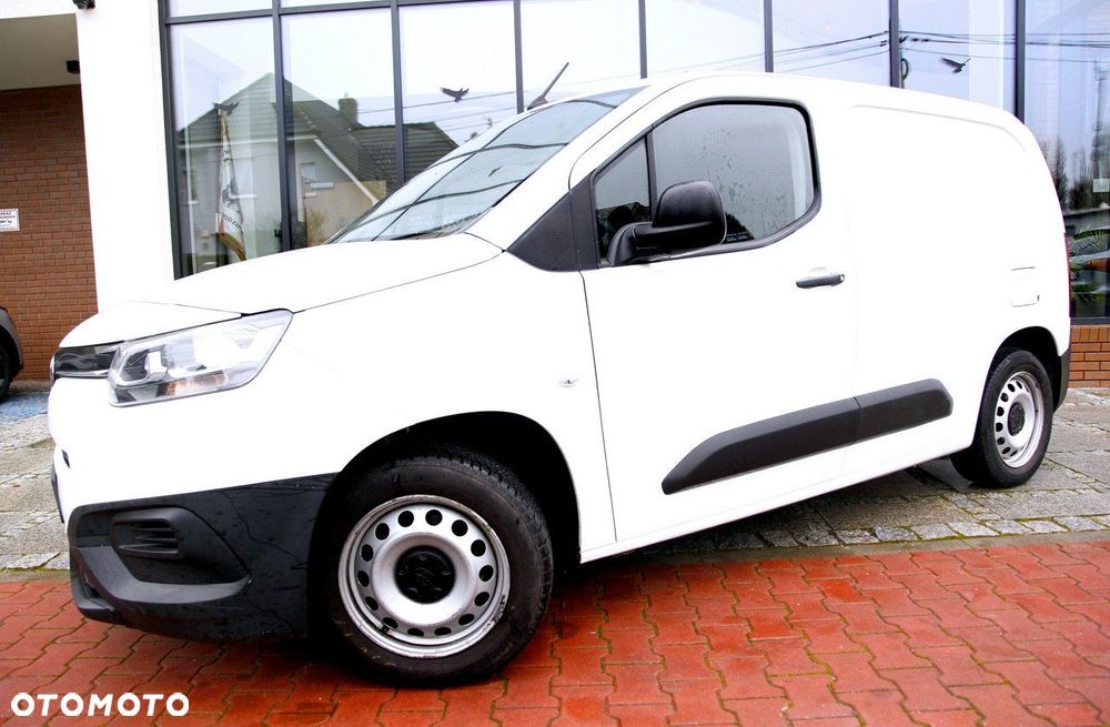Toyota Proace City - 23