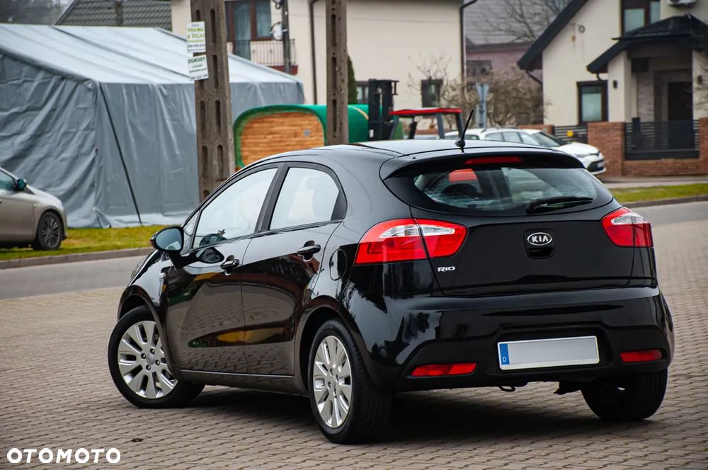 Kia Rio 1.2 Business Line - 16