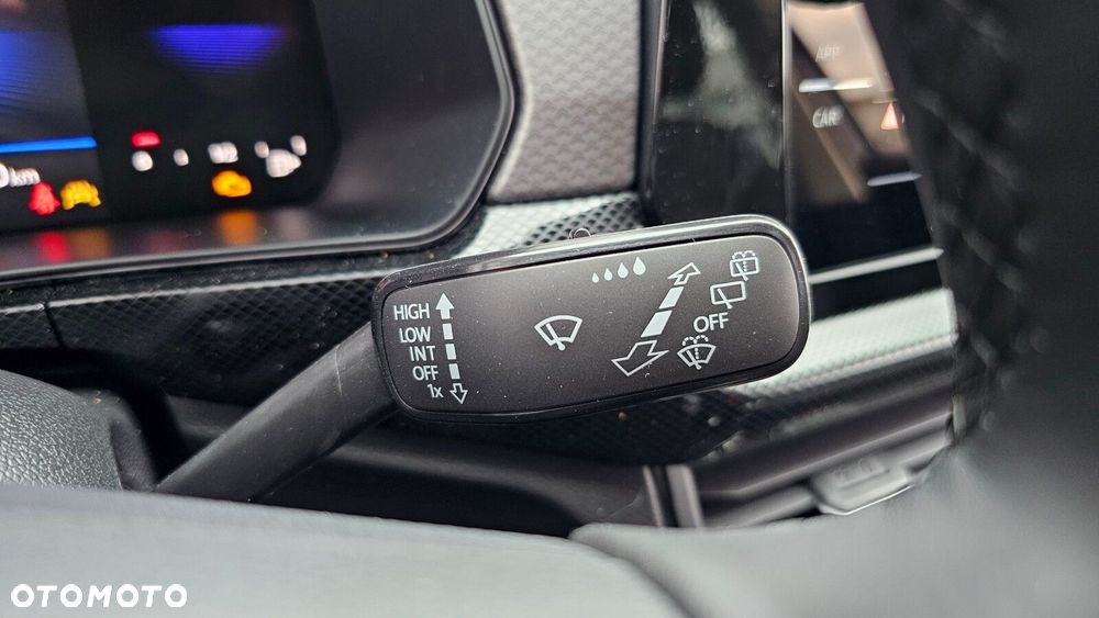 Volkswagen T-Cross - 34
