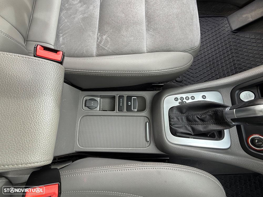 VW Sharan 2.0 TDI Highline DSG - 35