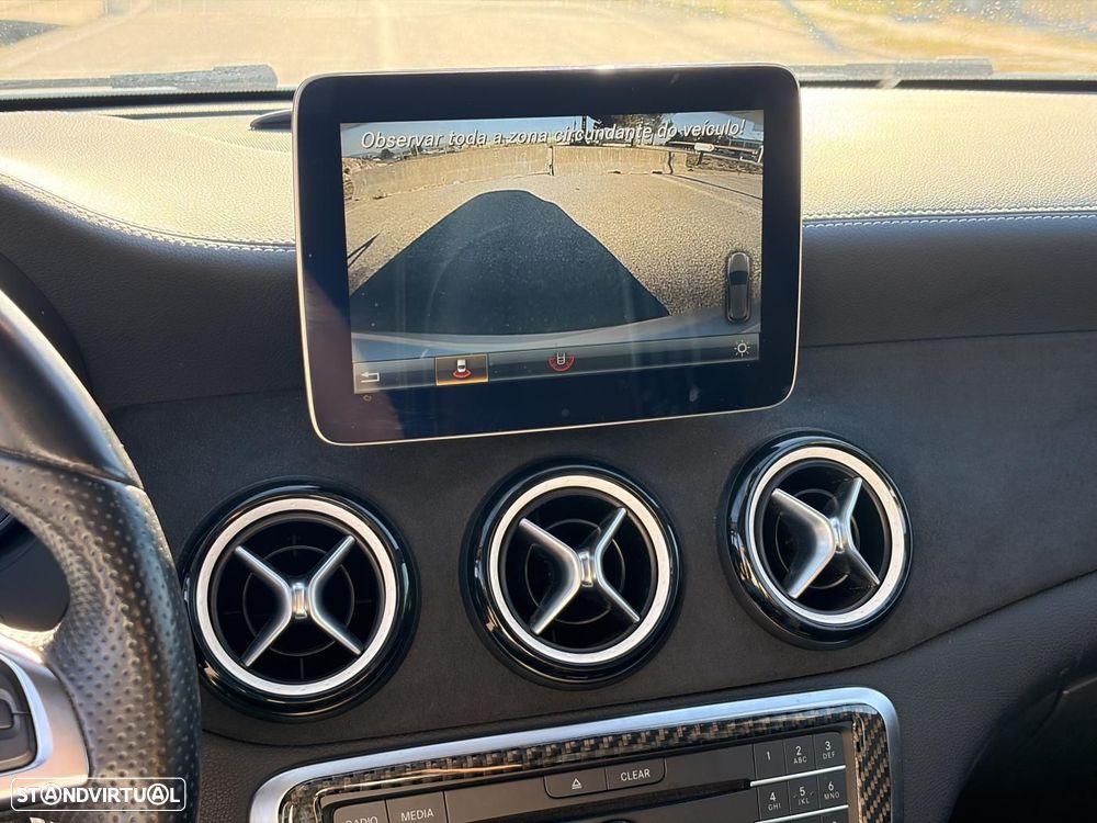 Mercedes-Benz A 160 d AMG Line - 16