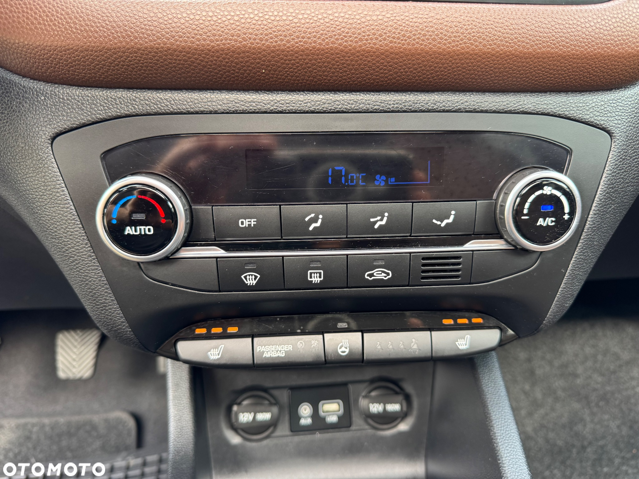 Hyundai i20 1.4 YES Gold - 25