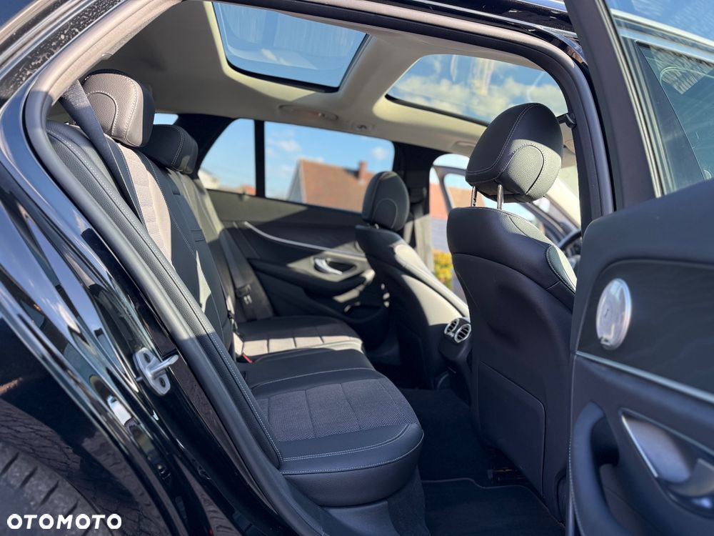 Mercedes-Benz Klasa E 220 d 9G-TRONIC Avantgarde - 23