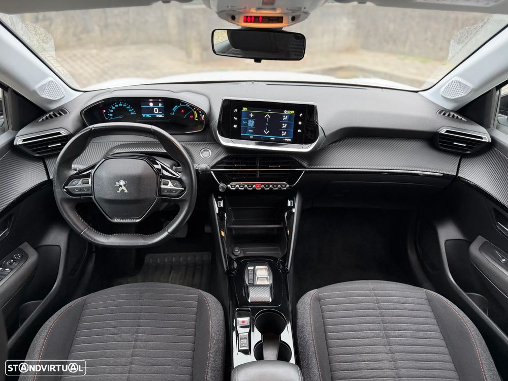 Peugeot e-208 50 kWh Active Pack — fotografia 5