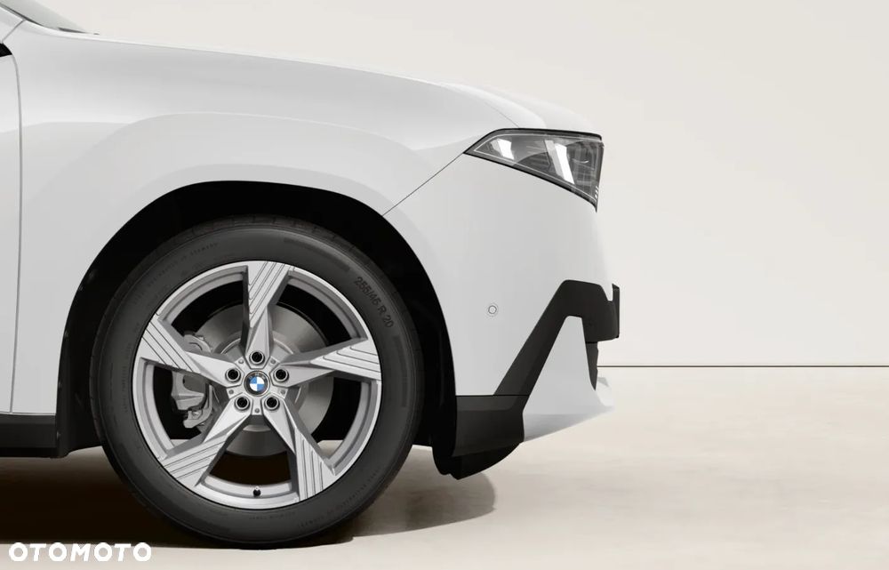 BMW iX3 50 xDrive 113.4kWh - 7